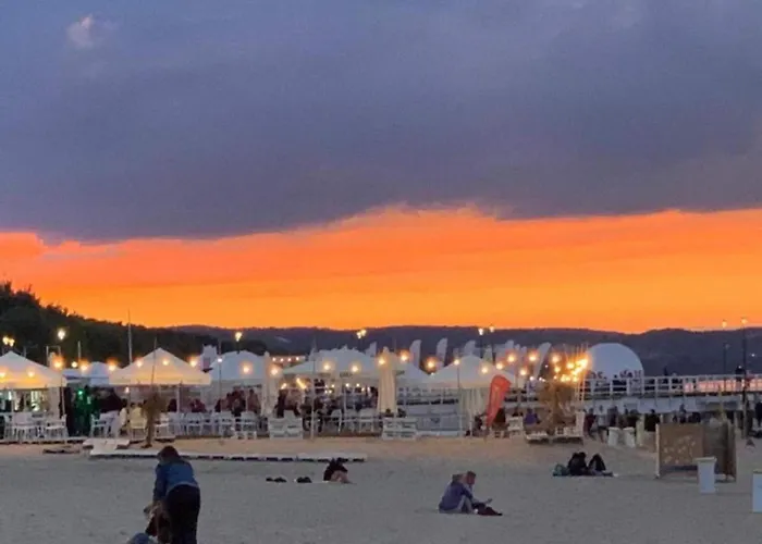 In Gdynia Near Baltic Beach, Cleaning Included Daire *